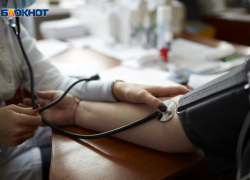 Порез руки получила жительница Ставрополя из-за упавшего дискового раскройного ножа 