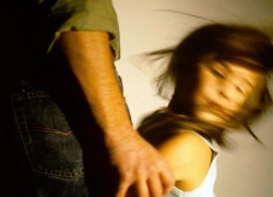 33-летний мужчина два года развращал собственную 8-летнюю дочь на Ставрополье