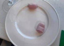 В аэропорту Ставрополя извинились за полсосиски в бизнес-зале нового терминала 