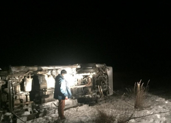 Маршрутка с пассажирами перевернулась на высокой скорости в Ставропольском крае