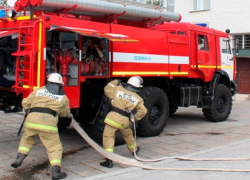 Человек пострадал при пожаре в многоквартирном доме в Ставрополе