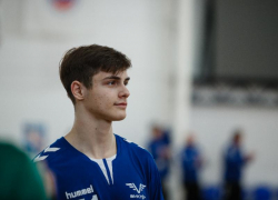Ставропольский «Виктор» подписал контракт с 17-летним гандболистом