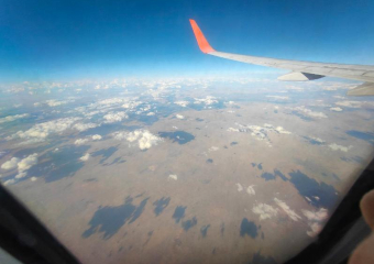 Самолет из Минеральных Вод экстренно сел в Астрахани из-за больного пассажира