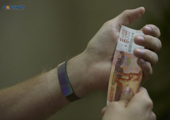 Сложивший полномочия судья из Ессентуков должен вернуть 40 тысяч за мантию