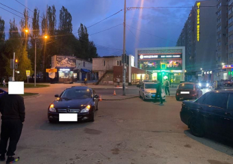 Водитель Мерседеса сломал нос двухлетнему ребенку в ДТП на Ставрополье 
