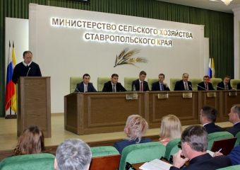 Минсельхоз Ставрополья наградит аграриев канцелярией на 300 тысяч рублей