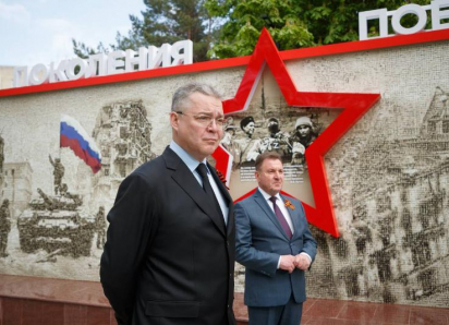  Живых соединили с мертвыми: власти Ставрополья оскандалились с панно «Поколения победителей»