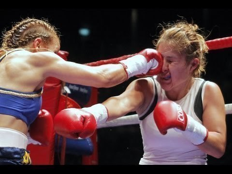 Чемпионат по женскому боксу впервые прошел в Ставрополе