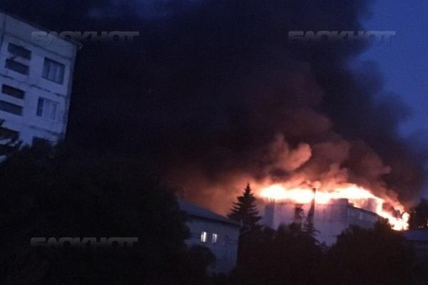 Два человека погибли при пожаре в жилом доме в Ессентуках