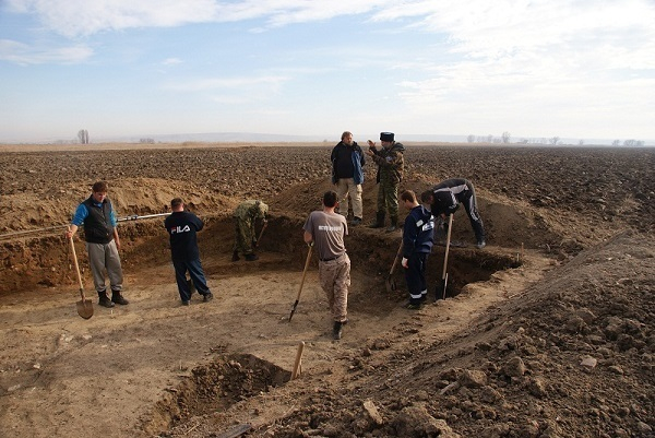 Средневековую мощеную дорогу обнаружили археологи в районе Ставрополья