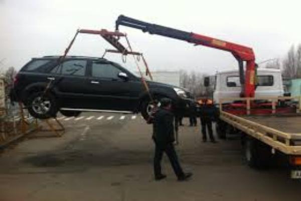 Жители Кисловодска подали в суд на сотрудников ГАИ за эвакуацию их авто