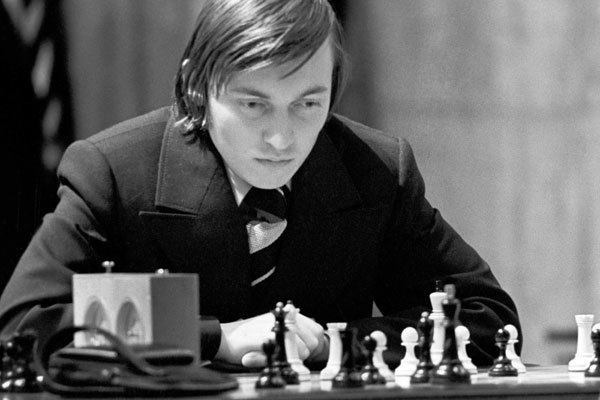 Ставропольский тюремщик сыграл вничью с чемпионом мира по шахматам
