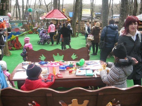 На день рождения зоопарка «Берендеево» пришли более тысячи человек