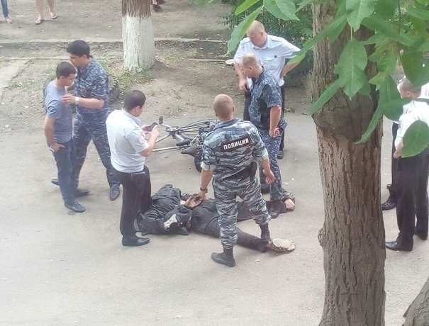 Похожего на облившего девочек кислотой велосипедиста задержали в Буденновске
