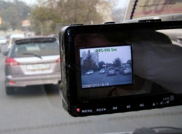 Ставропольских водителей попросили записывать разговоры с инспекторами