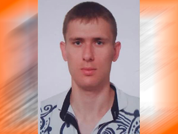 Высокий молодой мужчина в белой майке бесследно исчез на Ставрополье