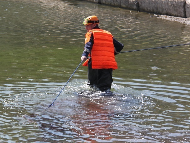 Тело неопознанного утопленника нашли в реке на Ставрополье