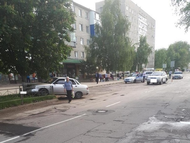 17-летний подросток угнал отечественную «легковушку» у отца и спровоцировал ДТП на Ставрополье