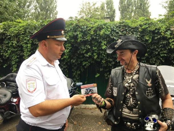 Мотоциклисты на всероссийский фестивале призвали водителей Ставрополья к культурному вождению