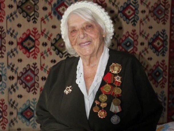 Двое неизвестных до смерти избили и ограбили 97-летнюю женщину-ветерана на Ставрополье
