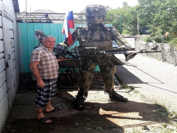 Двухметровый «Солдат удачи» из металла появился в Ставрополе