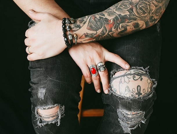 «Можно замаскировать шрам»: ставропольцы рассказали об отношении к татуировкам
