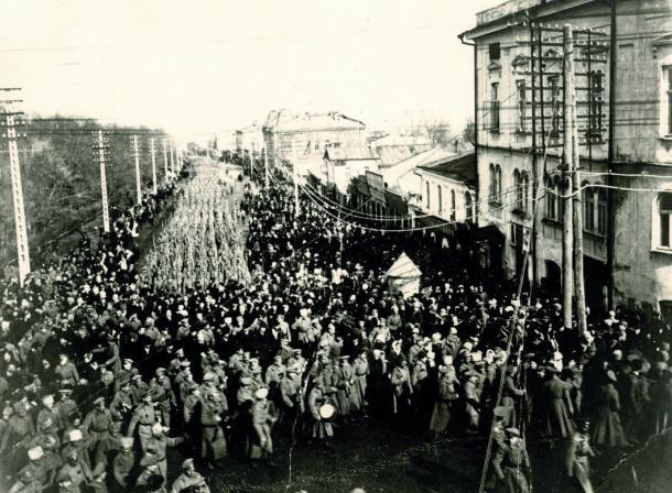 Календарь: утром 3 августа 1942 года немецкие войска начали бомбить Ставрополь