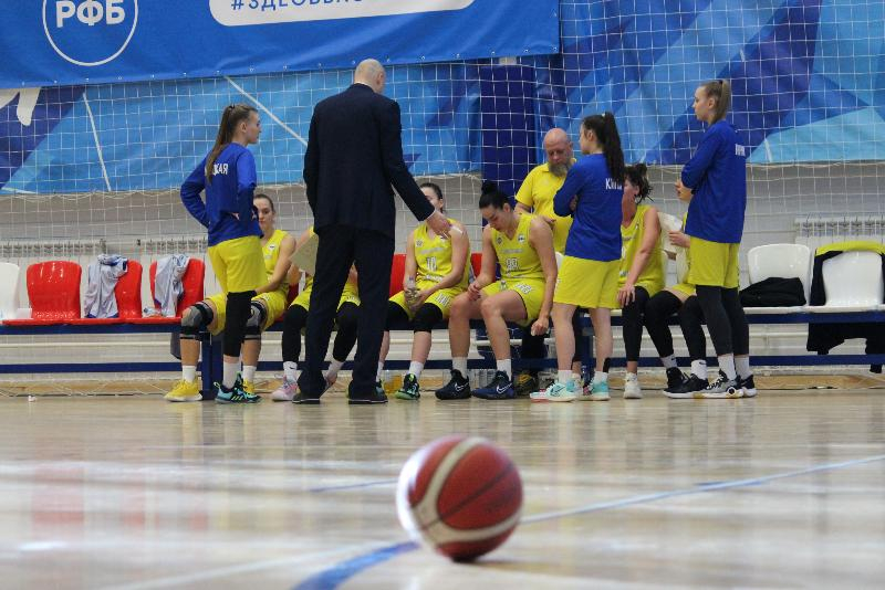 Баскетболистки «Ставропольчанки» отпраздновали две кубковые победы в Санкт-Петербурге