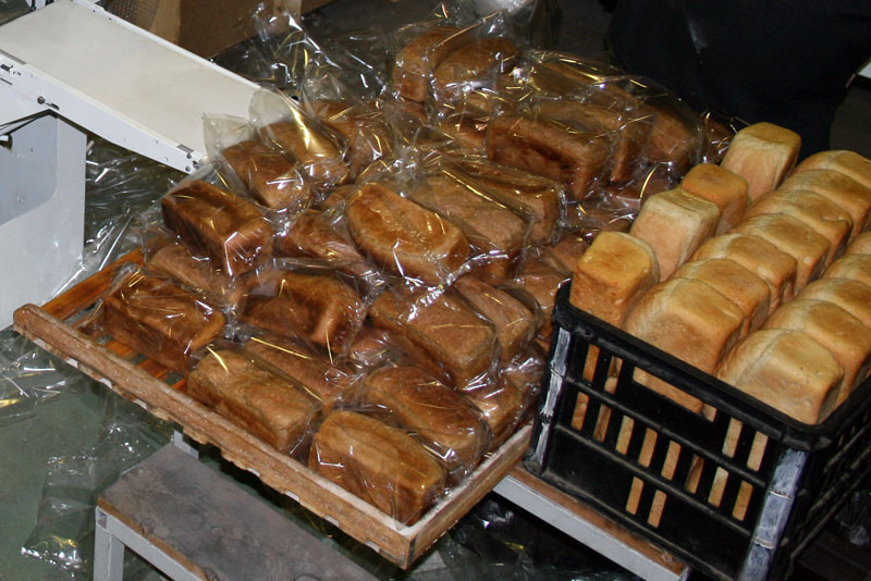 На Ставрополье призывы к алиментщикам появятся в булках хлеба