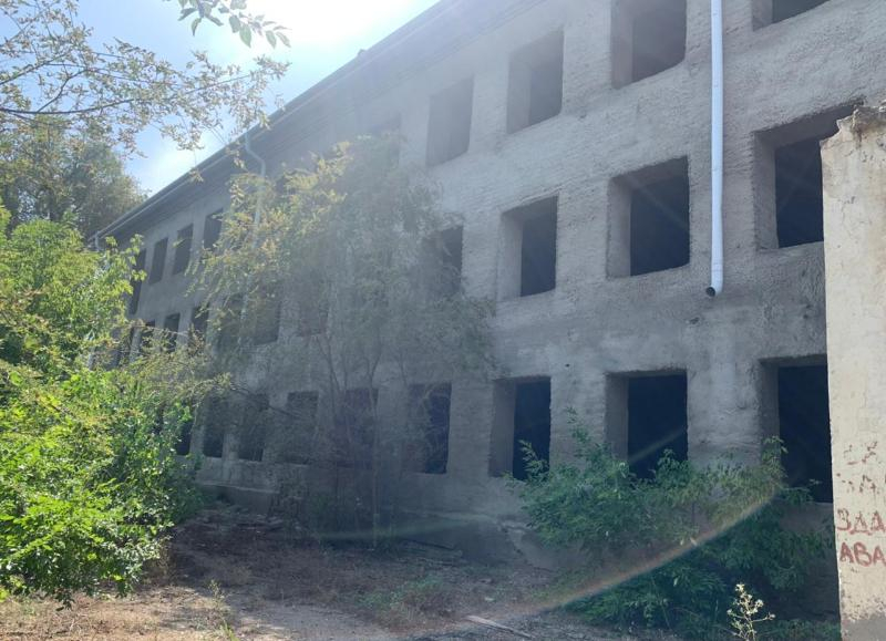 Общежитие кадетского корпуса в Буденновске снесут после капремонта за 70 миллионов