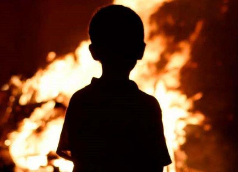 На Ставрополье при пожаре погибло двое маленьких детей