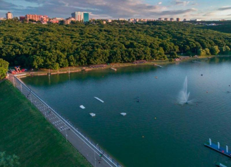 Ставропольские комсомольцы требуют у губернатора не переименовывать городское озеро