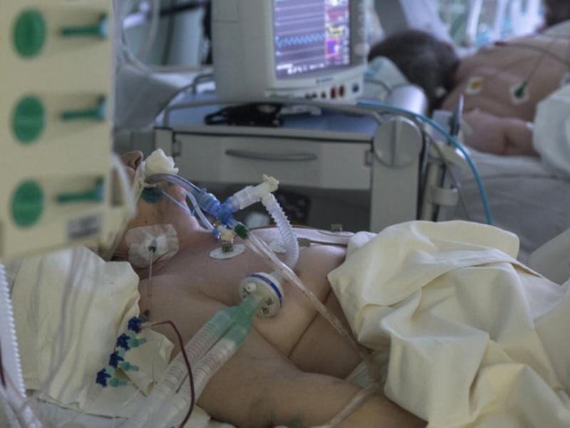 Пациенты ковидного госпиталя в Ставрополе остались без кислорода на шесть часов