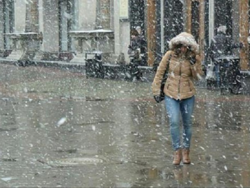 О грядущем дожде со снегом на дорогах предупреждает ГИБДД Ставрополья 