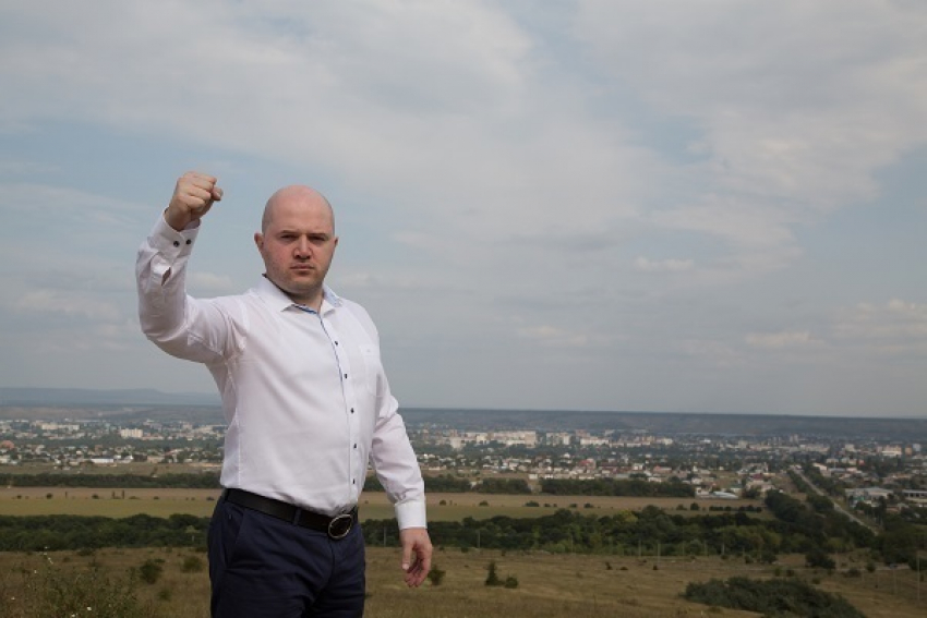 Партия власти потерпела сенсационное поражение на выборах в Черкесске