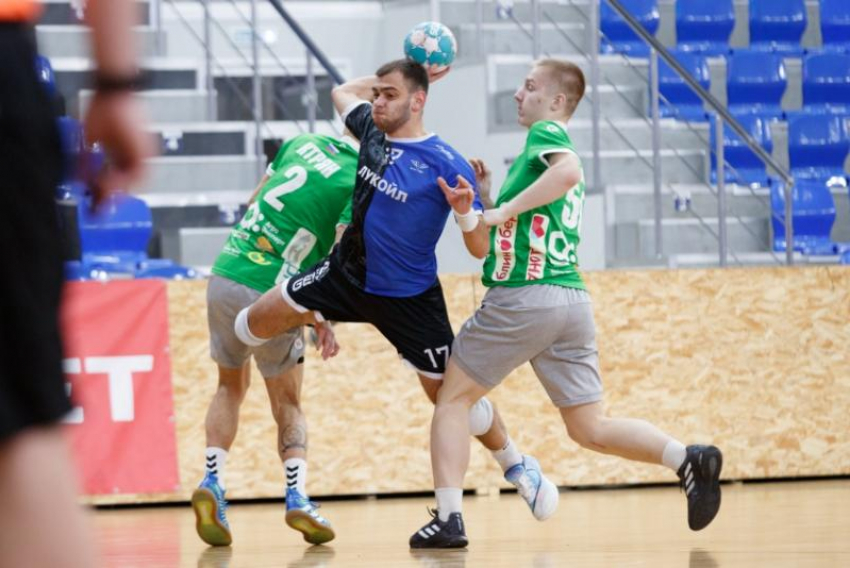 Астрахань взяли дважды: гандболисты ставропольского «Виктора-СУОР» удачно начали волжское турне