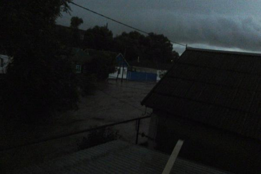 Село Ставрополья подтопило в результате сильного ливня