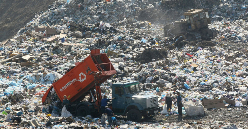 Бытовые отходы и мусор с КМВ хотят свозить под Ставрополь