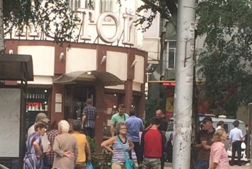 Арестовали трех подозреваемых в нападении на полицейских в ювелирном магазине Ставрополя