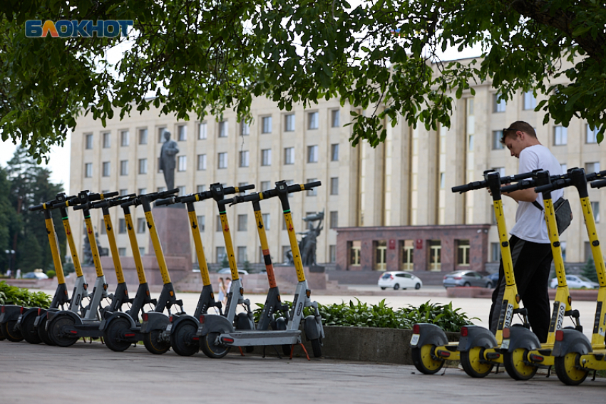 Второе дыхание? Решить проблемы с электросамокатами и заработать на платных парковках намерены на Ставрополье