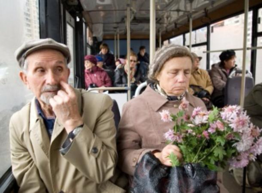 Автобусные маршруты к дачам запустили к сезону в Ставрополе