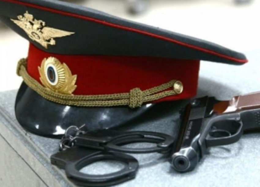 Полицейского из Георгиевска подозревают в сбыте наркотических средств