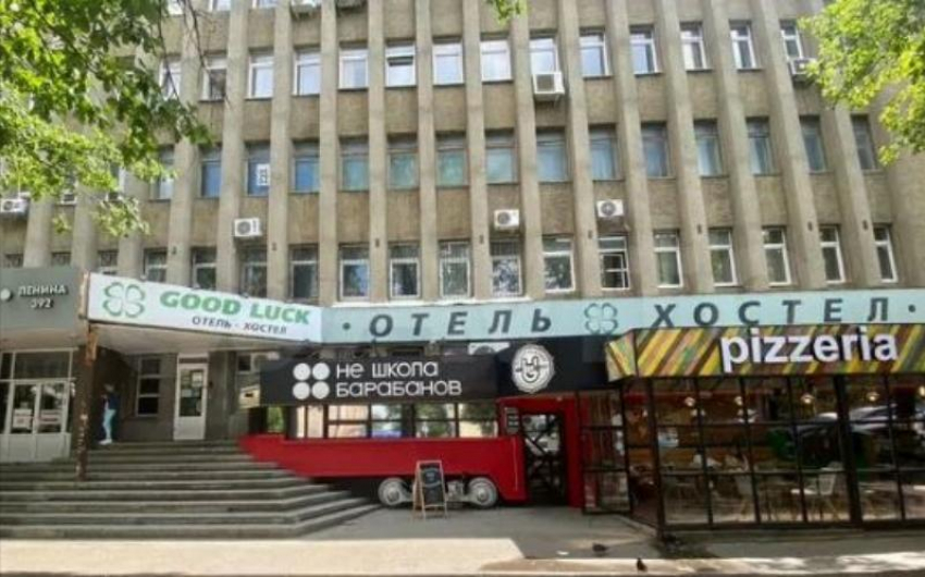 За 23 миллиона продают гостиницу на перекрестке Ленина и Доваторцев в Ставрополе 