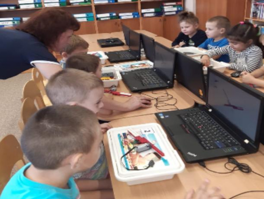 В Железноводске воспитанники детских садов изучают компьютерные технологии