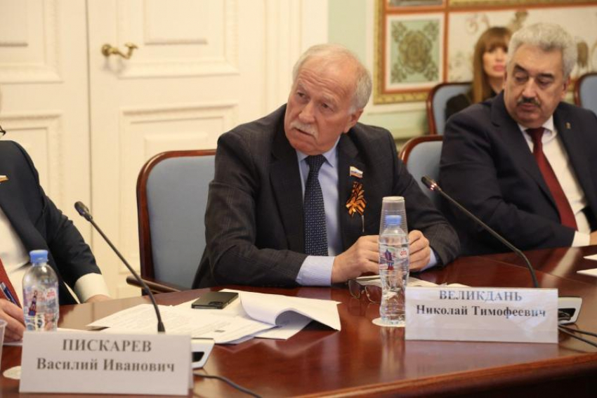 Депутаты Ставрополья указали на пробелы в антикоррупционных законах 