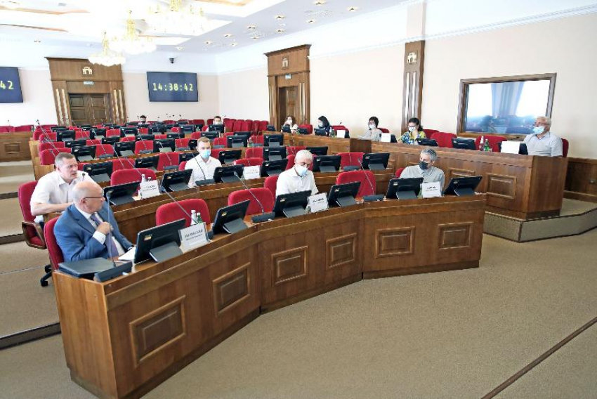 На Ставрополье приняли во втором чтении закон «О патентной системе»