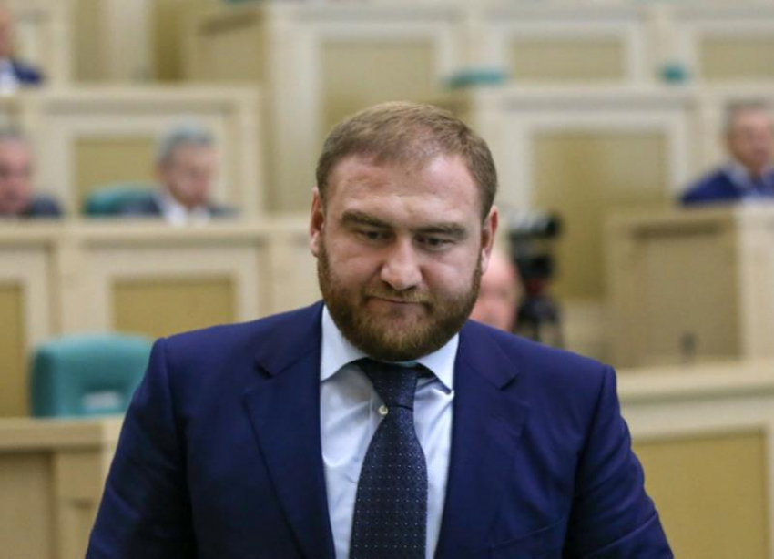 Экс-сенатор КЧР Рауф Арашуков победил коронавирус и вернулся в СИЗО 