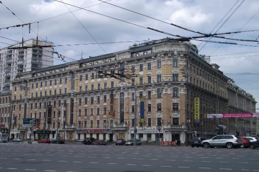 Более 1 млн рублей за стоянку в центре Москвы заплатит представительство правительства Ставрополья