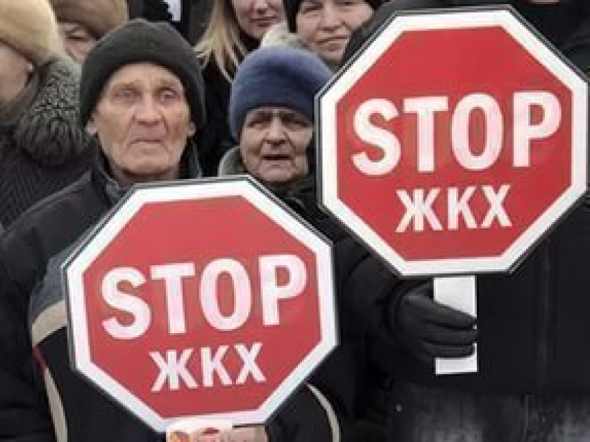 Жители Солнечнодольска платят за кубометр горячей воды от 160 до 800 рублей