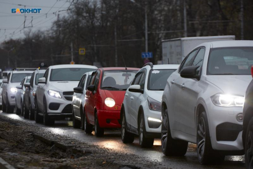 Пробки в 9 баллов сковали Ставрополь в вечер пятницы 